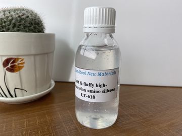 Il liquido lanuginoso molle del silicone utilizzato nella immersione del riempimento continuo elabora il rivestimento morbido e lanuginoso di tessuto